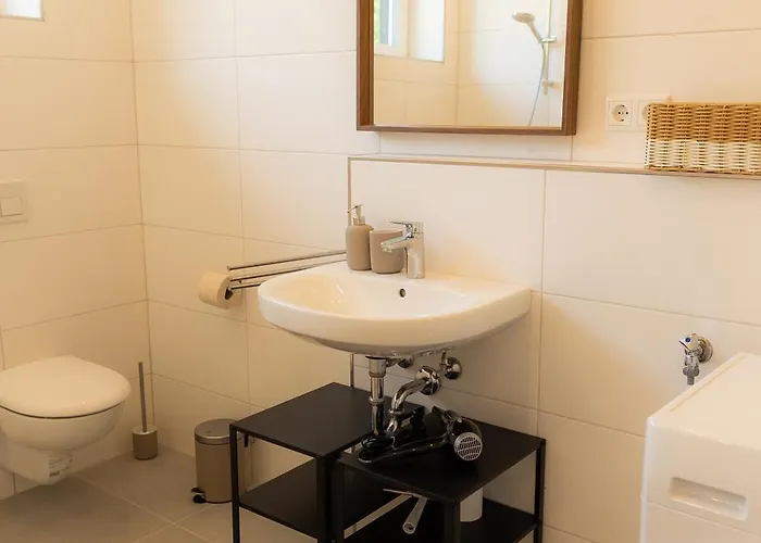 Dohann1 Zentrum, Messehalle, Stationnah & Privatparkplatz Apartment