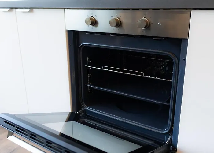 Dohann1 Zentrum, Messehalle, Stationnah & Privatparkplatz Apartment