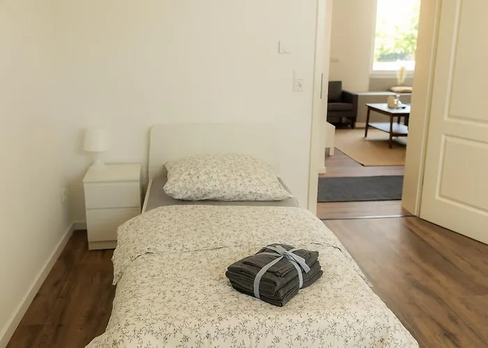 Dohann1 Zentrum, Messehalle, Stationnah & Privatparkplatz Apartment *