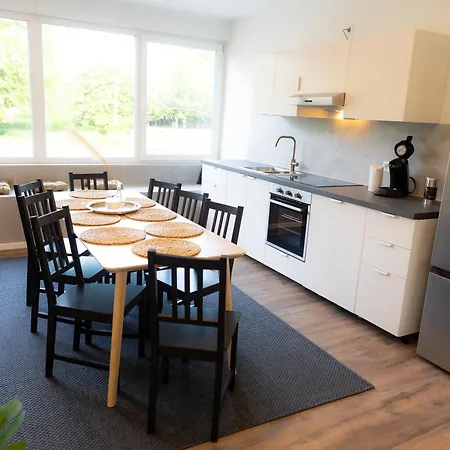 Dohann1 Zentrum, Messehalle, Stationnah & Privatparkplatz Lägenhet