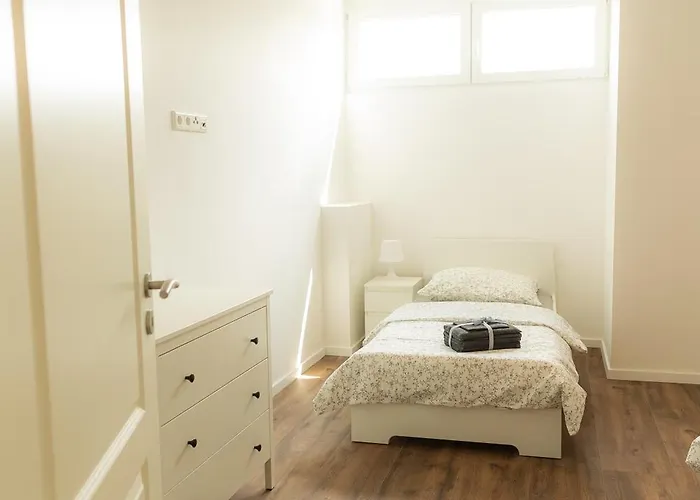 Dohann1 Zentrum, Messehalle, Stationnah & Privatparkplatz Daire